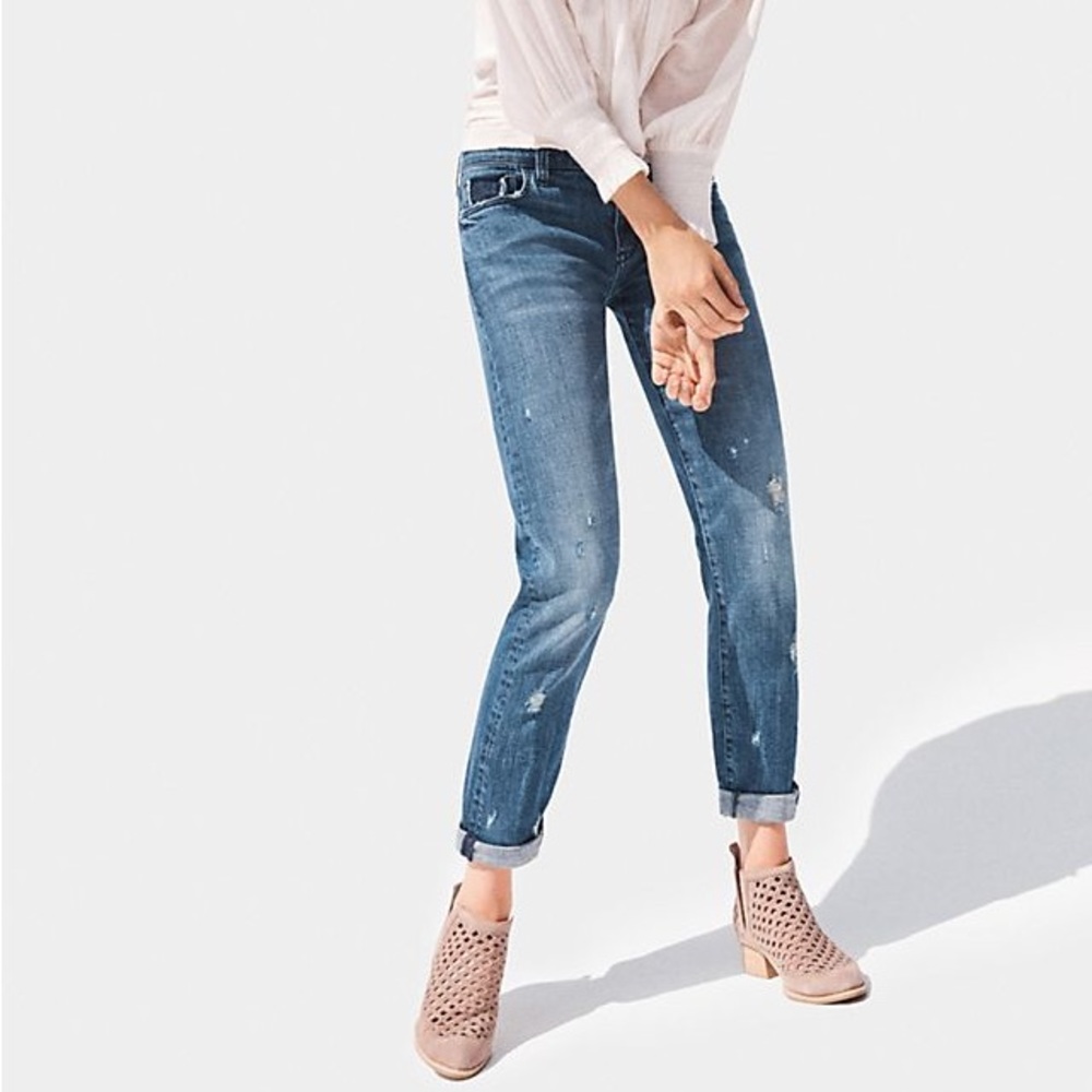 Pilcro Mid-Rise Slim Boyfriend Jeans